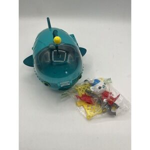 Octonauts Gup-A Mission Vehicle & Captain Barnacles, w/ Accessories